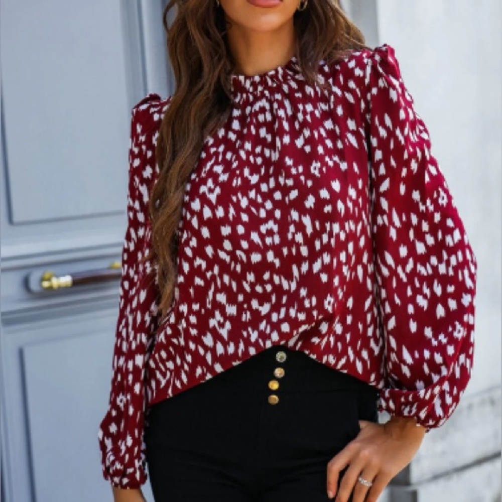 Women's mock neck puff sleeve blouse - size medium